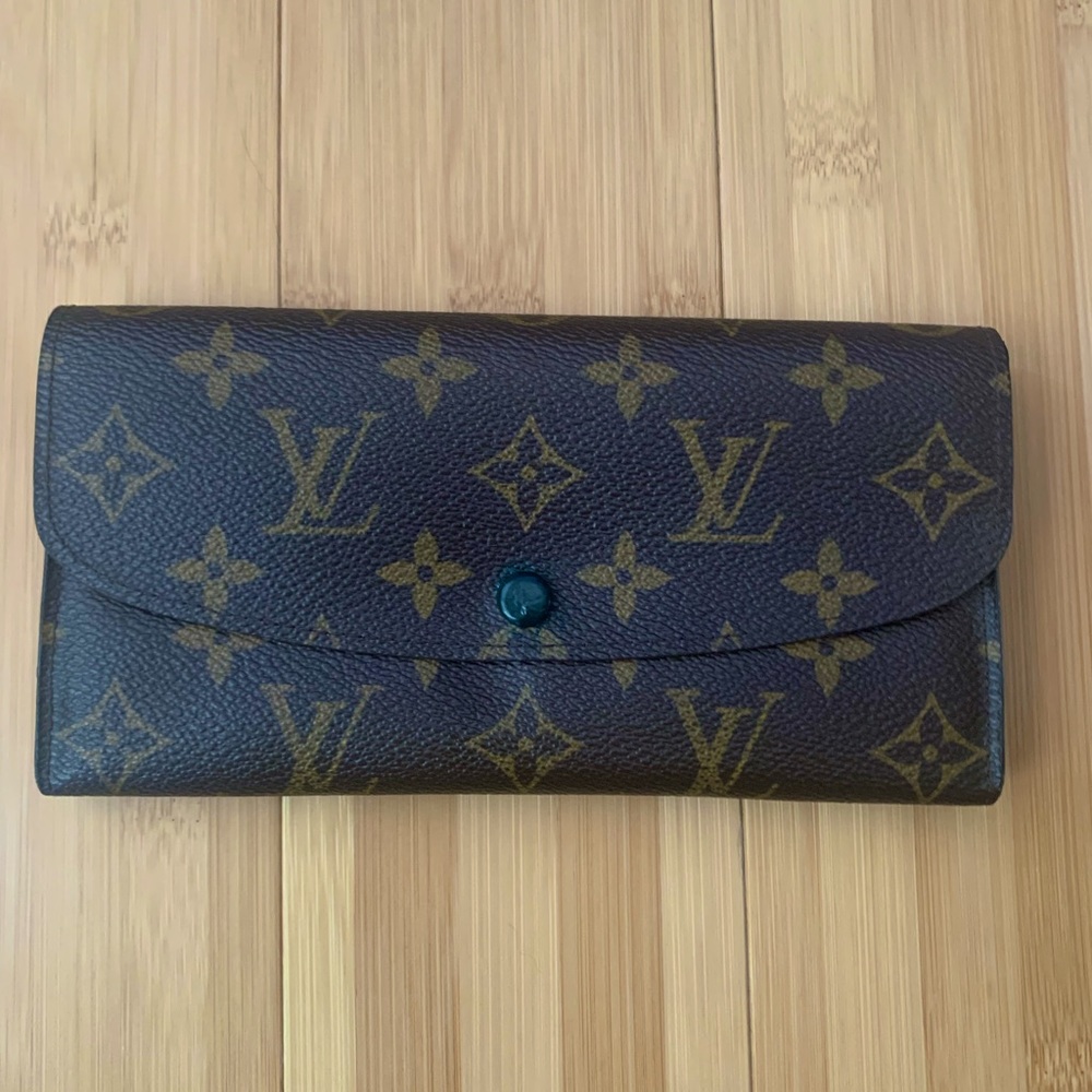 Louis Vuitton Emilie Monogram wallet